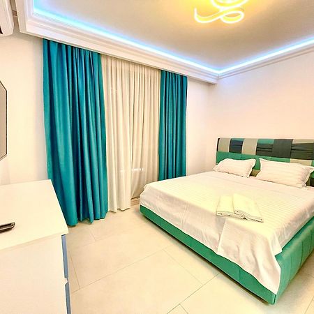 Marcony Boutique Apartments Mamaia Esterno foto