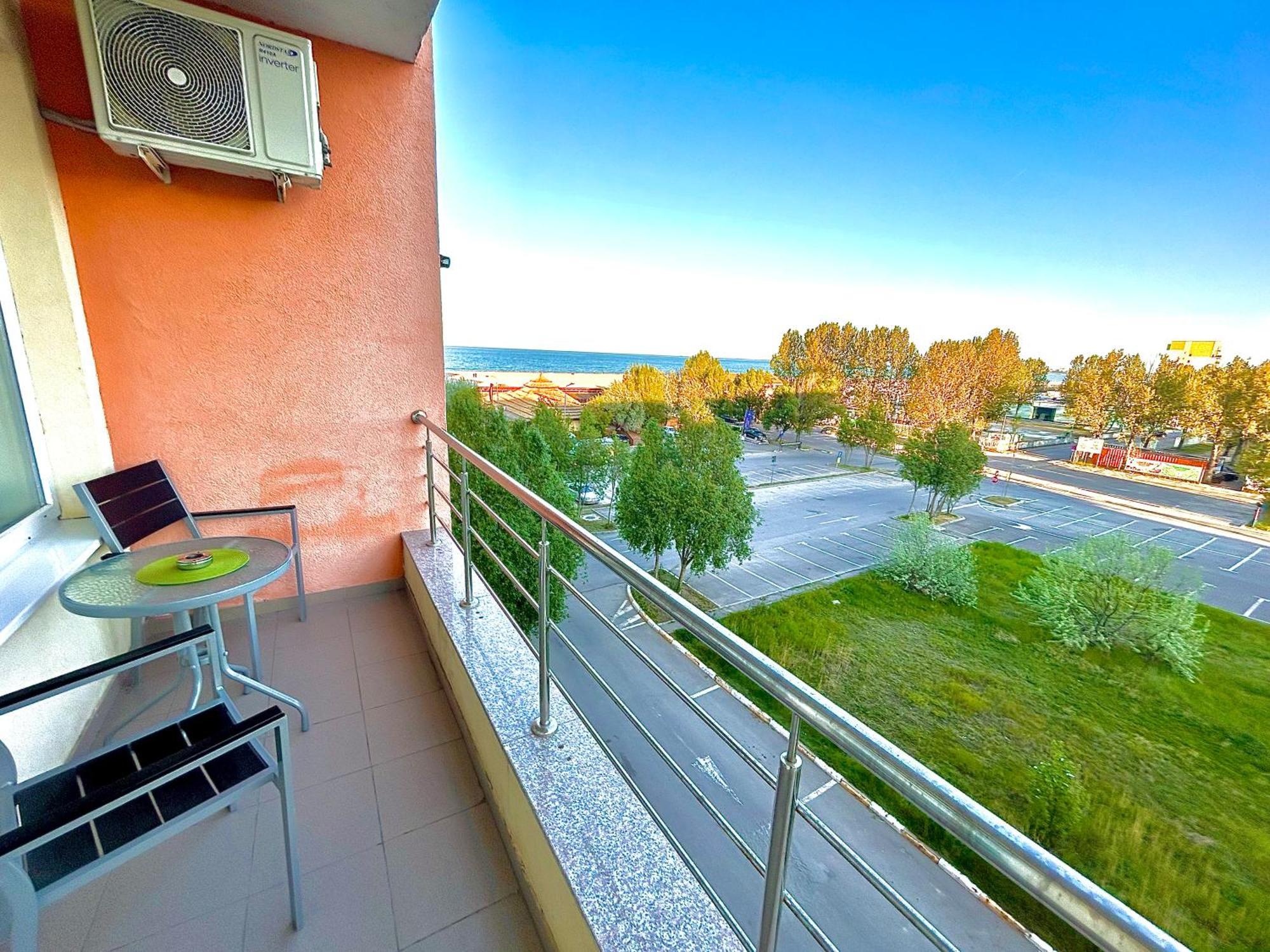 Marcony Boutique Apartments Mamaia Esterno foto
