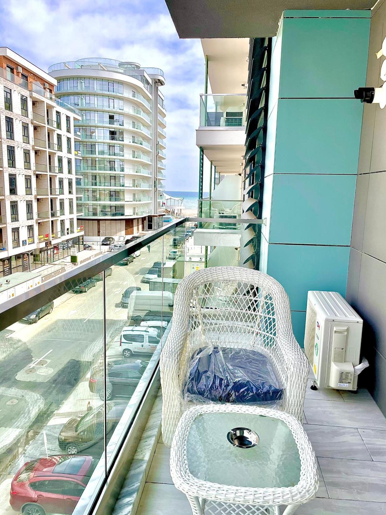 Marcony Boutique Apartments Mamaia Esterno foto