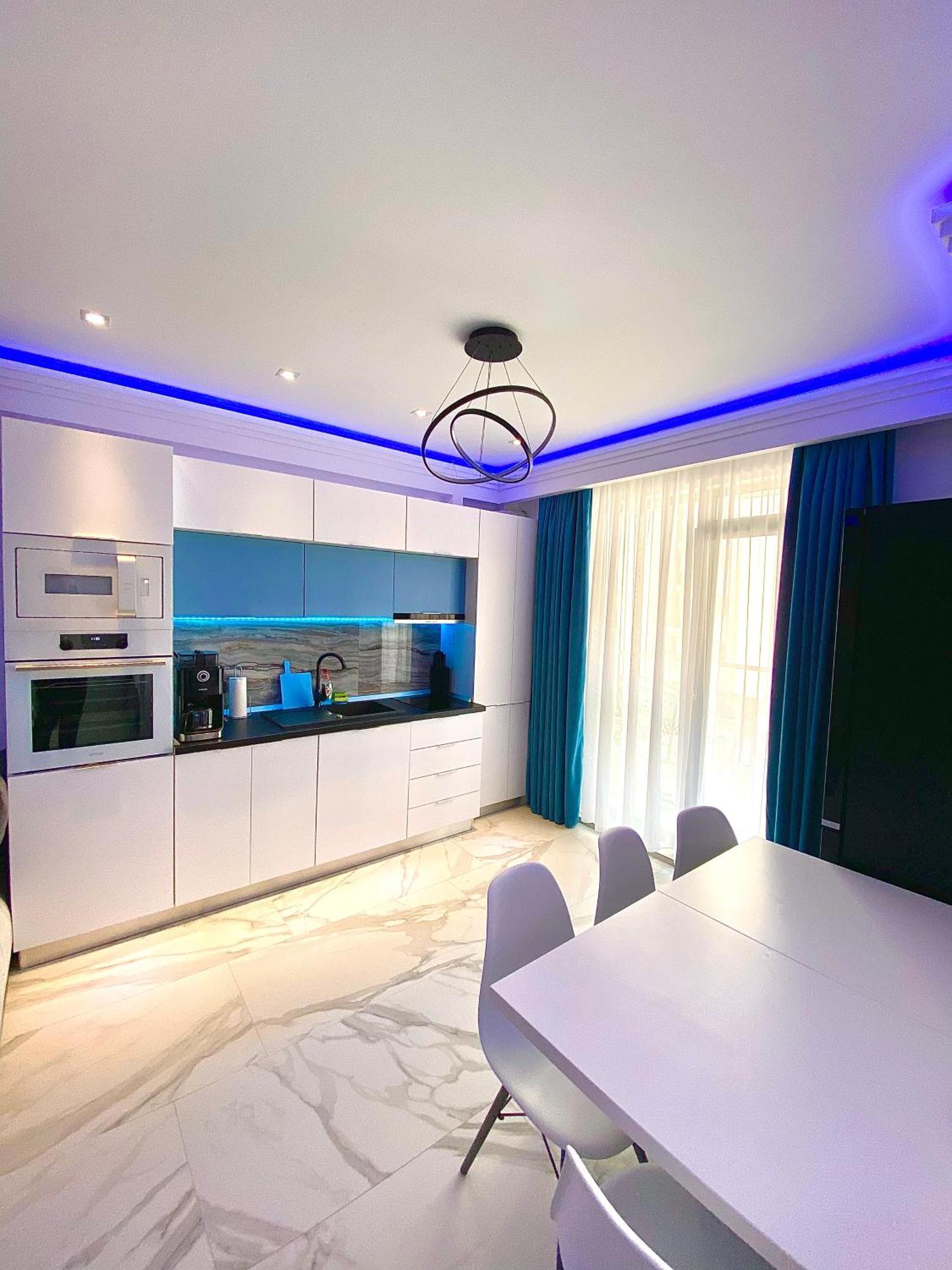 Marcony Boutique Apartments Mamaia Esterno foto