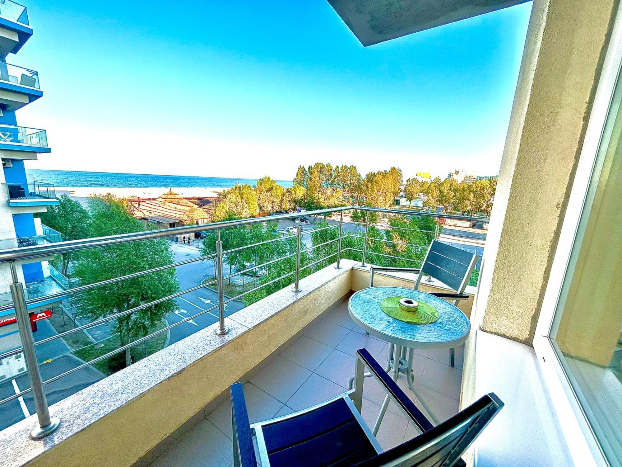Marcony Boutique Apartments Mamaia Esterno foto