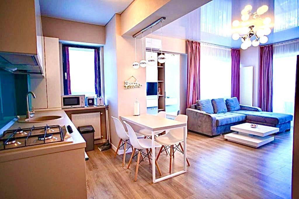 Marcony Boutique Apartments Mamaia Esterno foto