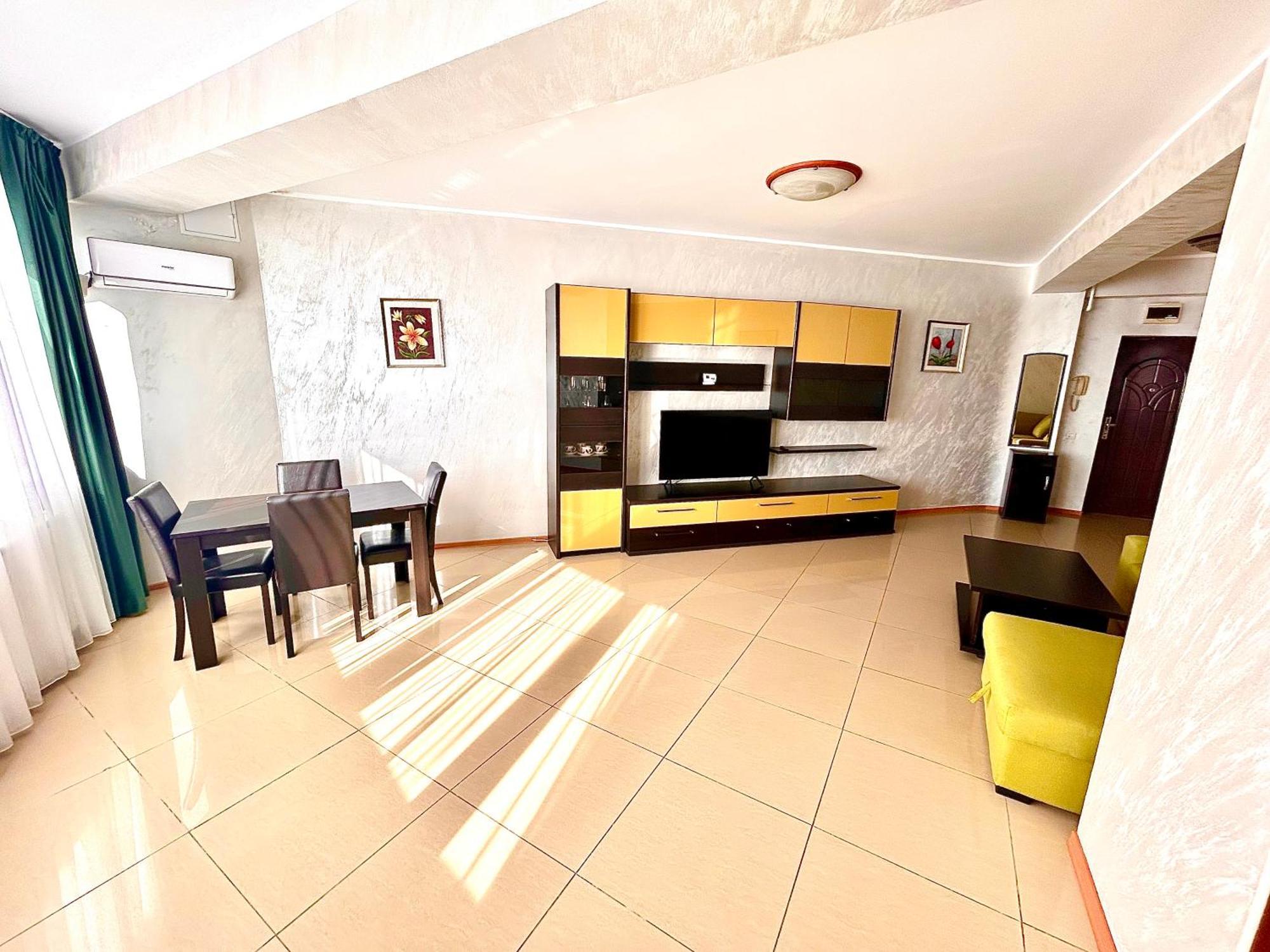 Marcony Boutique Apartments Mamaia Esterno foto