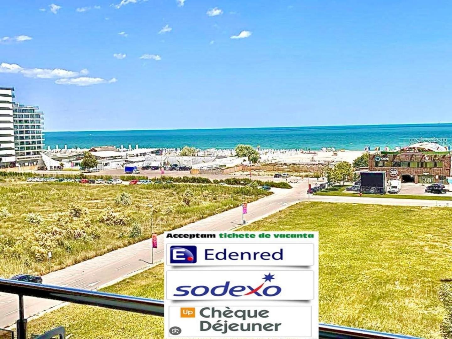 Marcony Boutique Apartments Mamaia Esterno foto